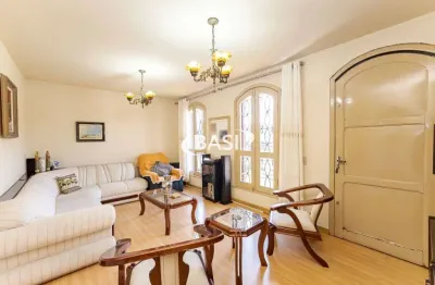 Casa comercial com 7 salas à venda na Rua Diógenes do Brasil Lobato, 925, Tingui, Curitiba