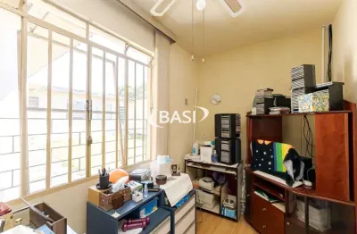 Casa comercial com 7 salas à venda na Rua Diógenes do Brasil Lobato, 925, Tingui, Curitiba