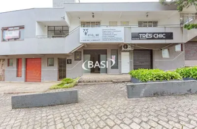 Loja Terrea de Frente pra rua a Venda em Santa Felicidade (1 vaga, proximo ao centro gastronomico de Santa Felicidade)