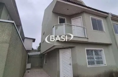 Morar bem no Uberaba: Sobrado de 3 dormitorios sendo uma suite, com atico amplo, seguranca e em frente ao Clube Nikkei