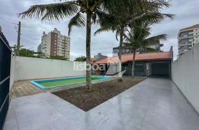 Casa com 3 quartos à venda no Centro, Navegantes 