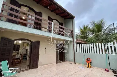 Casa com 3 quartos à venda na rua das monções, 348, monções, pontal do paraná por r$ 450.000