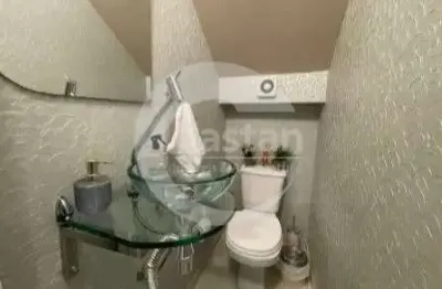 Casa com 4 quartos à venda na Rua Almirante Giachetta, --, Vila Carrão, São Paulo, 240 m2 por R$ 1.590.000
