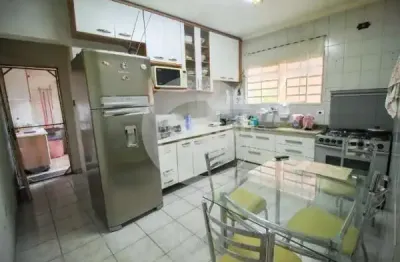 Casa com 3 quartos à venda na rua ministro salgado filho, --, vila prudente, são paulo, 176 m2 por r$ 850.000