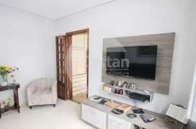 Casa com 3 quartos à venda na Rua Irmã Úrsula, --, Mooca, São Paulo, 136 m2 por R$ 692.000