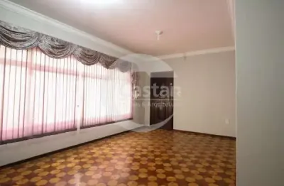 Casa com 3 quartos para alugar na Rua Bucuituba, --, Vila Margarida, São Paulo, 250 m2 por R$ 5.500