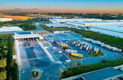 Barracão / Galpão / Depósito para alugar na Avenida Júlia Gaiolli, 740, Cidade Aracilia, Guarulhos