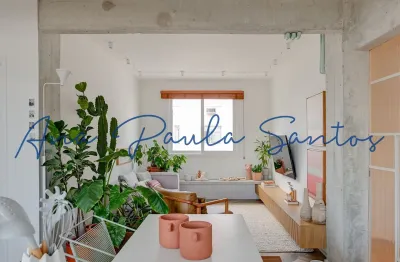 OPORTUNIDADE NO BOQUEIRÃO! Apartamento mobiliado de 2 dorms + escritório em frente à praia para locação em Santos – SP