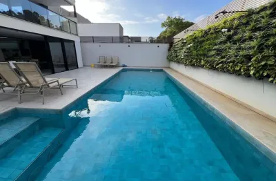 Casa em condomínio fechado com 5 quartos à venda na rodovia jornalista maurício sirotsky sobrinho, 5057, jurerê, florianópolis por r$ 7.800.000