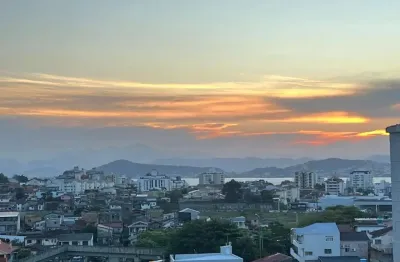 Apartamento com 3 quartos à venda na rua doutor abel capela, 863, coqueiros, florianópolis por r$ 360.000