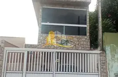 Casa assobradada 3 dormitórios com 2 suitss - jardim esmeralda praia grande