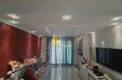 Sobrado com 3 quartos, 03 Vagas, Excelente Acabamento, 200 metros da estação Dom Bosco/taquera - Sã