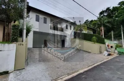 Casa em condomínio fechado com 3 quartos para alugar no arujá country club, arujá , 187 m2 por r$ 8.000