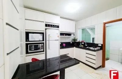 Casa com 2 quartos à venda na rua anequim, 765, jardim verdes mares, itapoá por r$ 290.000