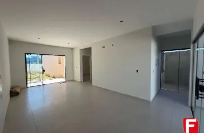 Casa com 3 quartos à venda na Avenida Dom Henrique II, 296 -2, Centro, Itapoá por R$ 750.000