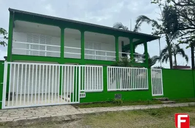 Casa com 4 quartos para alugar na rua joão horácio vieira, 70, centro, itapoá por r$ 5.000