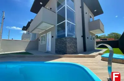 Casa com 3 quartos à venda na avenida dom henrique ii, 24, centro, itapoá por r$ 980.000