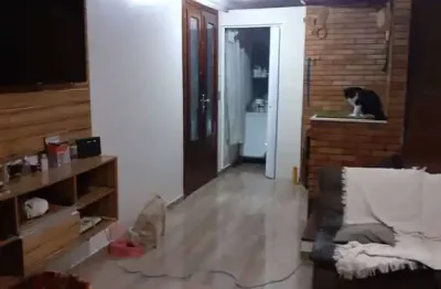 Casa com 2 quartos à venda na Rua Mercedes Tesser Pochini, 12, Jardim Sônia Inga, São Paulo
