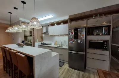 Lindo Apartamento de 03 Dormitórios Mobiliado à Venda na Praia dos Ingleses - Florianópolis - SC