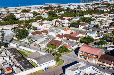 Casa com 2 quartos à venda na Rua Iguaçu, 1000, Centro, Matinhos