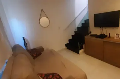 Excelente casa de condomínio na aviação em praia grande.