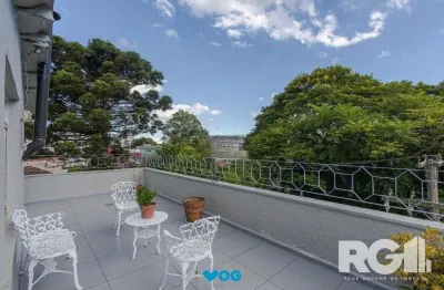 Cobertura desocupada com 3 quartos e área gourmet em porto alegre