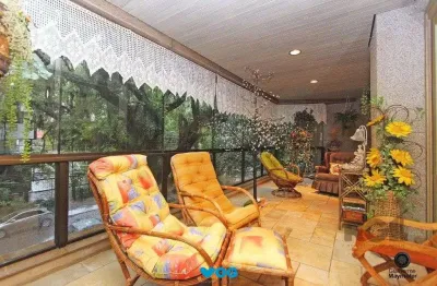 Excelente apartamento de 315m² com 3 dormitórios e 2 vagas.