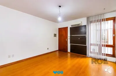 Apartamento com 2 dormitórios e 1 vaga de garagem escriturada bairro rio branco
