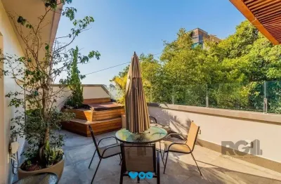 Excelente cobertura de 182m² com 3 dormitórios e 2 vagas.