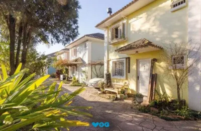 Sobrado no bairro tristeza de 3 dormitórios e vaga desocupado