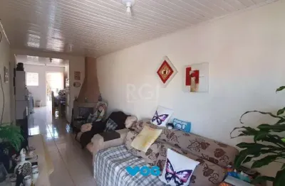 Casa para venda - 75m², 2 dormitórios, 1 vaga - hípica