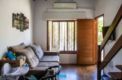 Casa com 3 quartos à venda na Avenida Nossa Senhora de Guadalupe, 121, Hípica, Porto Alegre