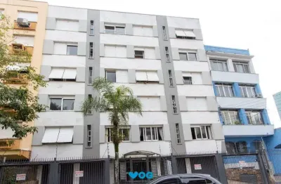 Apartamento reformado,  2 quartos, elevador - centro histórico
