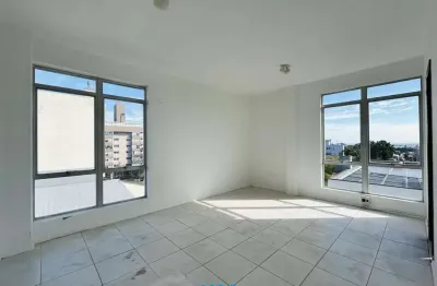 Sala comercial à venda na Avenida Protásio Alves, 4638, Três Figueiras, Porto Alegre