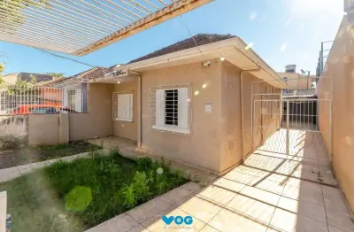 Casa a venda no bairro são josé com 3 dormitórios e amplo pátio