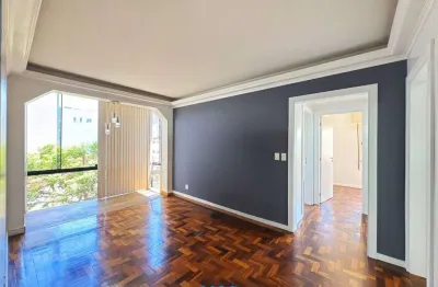 Apartamento com 2 quartos e 1 vaga a venda no bairro Passo da Areia