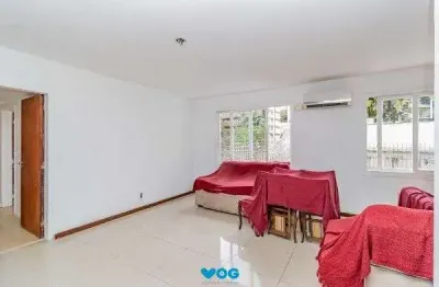 Vende-se apartamento com 3 quartos( 1 suíte), 112m² e 3 vagas - Rio Branco