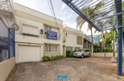 Casa com 4 quartos à venda na Avenida Protásio Alves, 3100, Petrópolis, Porto Alegre