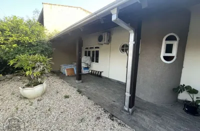 Casa com 3 quartos à venda em água verde, blumenau , 279 m2 por r$ 950.000