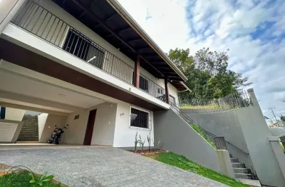 Casa com 3 quartos à venda na escola agrícola, blumenau , 187 m2 por r$ 820.000