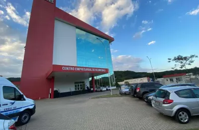 Sala comercial com 3 salas para alugar no vorstadt, blumenau , 550 m2 por r$ 11.000