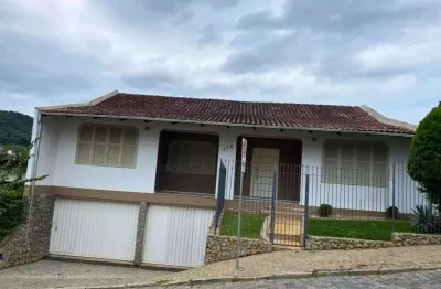 Casa comercial com 2 salas para alugar no Itoupava Seca, Blumenau , 370 m2 por R$ 5.900