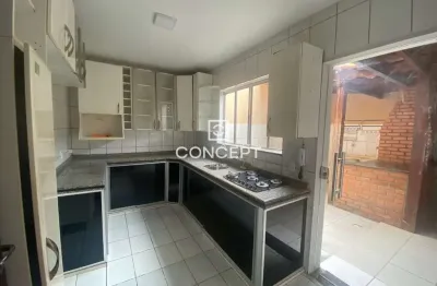 Casa em condomínio fechado com 3 quartos para alugar na alexandre barros, 201, chácara dos pinheiros, cuiabá por r$ 2.700