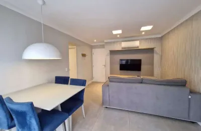 Apartamento com 2 quartos à venda à poucos metros da praia, santos