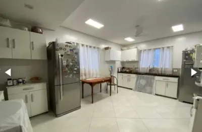 Sobrado à venda, 4 quartos, 1 suíte, 2 vagas, ponta da praia - santos/sp