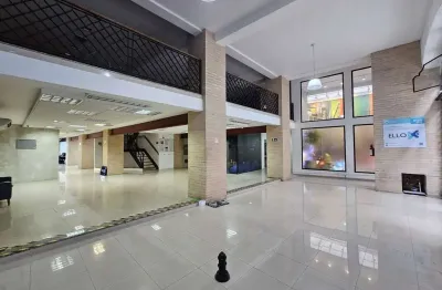 Prédio comercial reformado para alugar no centro de santos