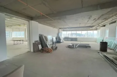 Sala comercial para alugar na Praça dos Expedicionários, 19, Gonzaga, Santos