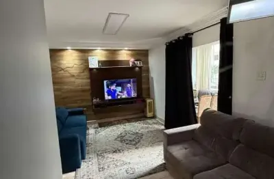 Casa à venda na Avenida Dr José Francisco Valença, 90, Itararé, São Vicente