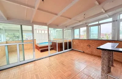 Casa à venda em vila belmiro, santos – 260 m² de área interna por r$ 1.020.000