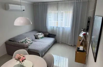 Casa com 2 quartos à venda na Rua Evaristo da Veiga, 290, Campo Grande, Santos